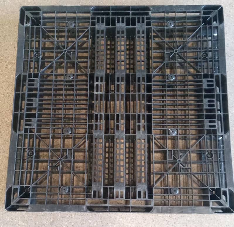 Plastic Pallets | Industrial Pallets | Wooden Pallets | Iron Pallets

                                                            alt=