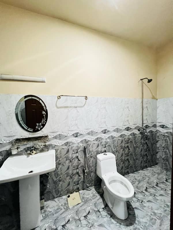 Double Bed Furnished Flat Available for Rent ( Per Day )

                                                            alt=