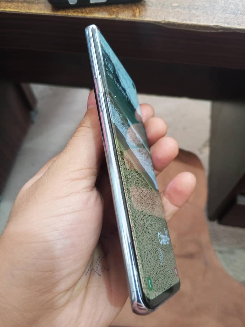 10by10 condition Samsung Galaxy S10

                                                            alt=
