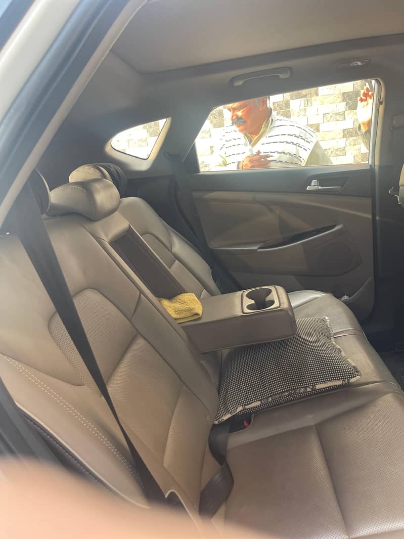 Hyundai TUCSON AWD 2022

                                                            alt=