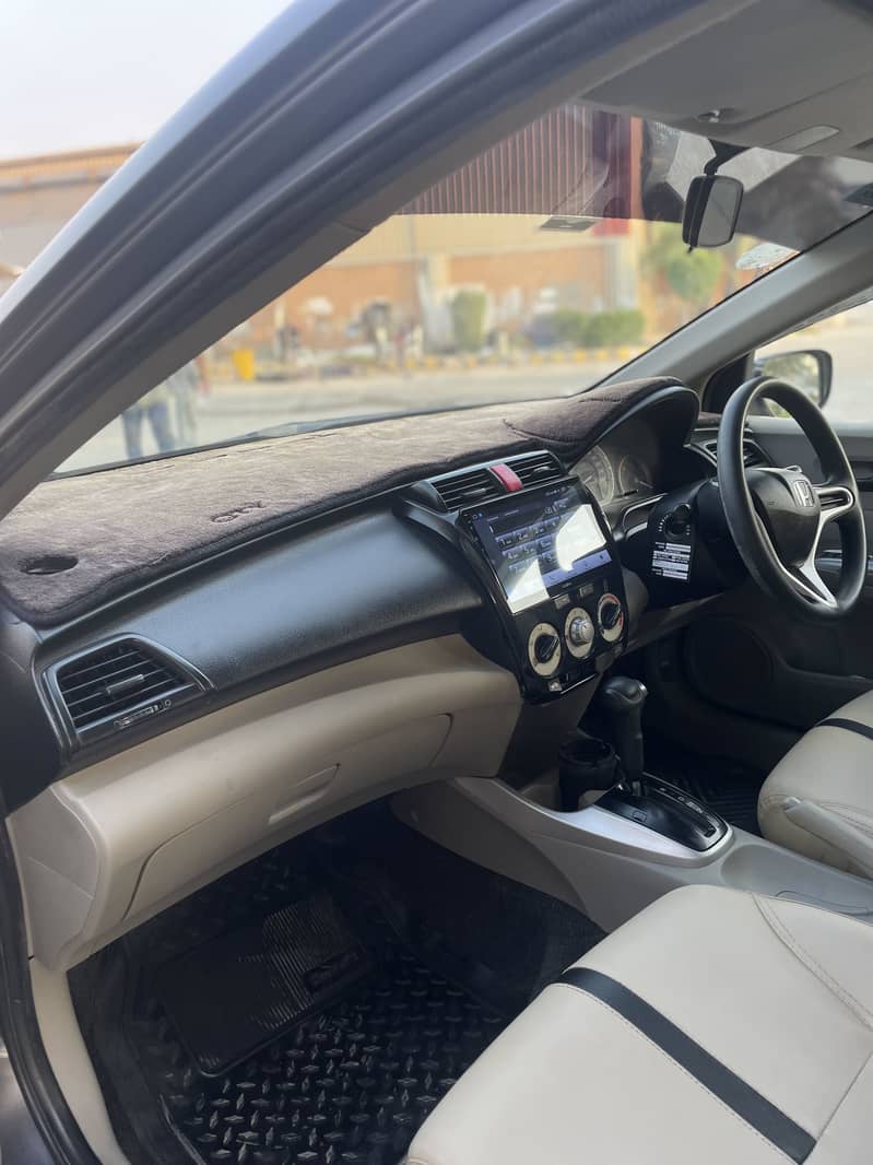 Honda City iVTEC Prosmetic

                                                            alt=