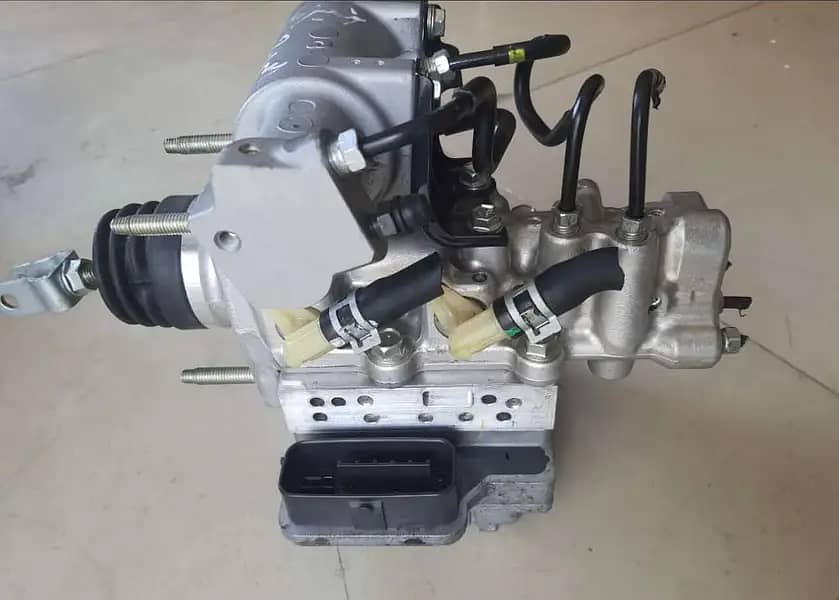 ABS Unit & Hybrid Battery For Toyota Aqua Prius Axio Camry Lexus LX45

                                                            alt=