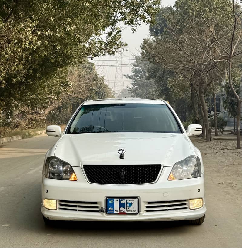 Toyota Crown Athlete 2004/2007

                                                            alt=