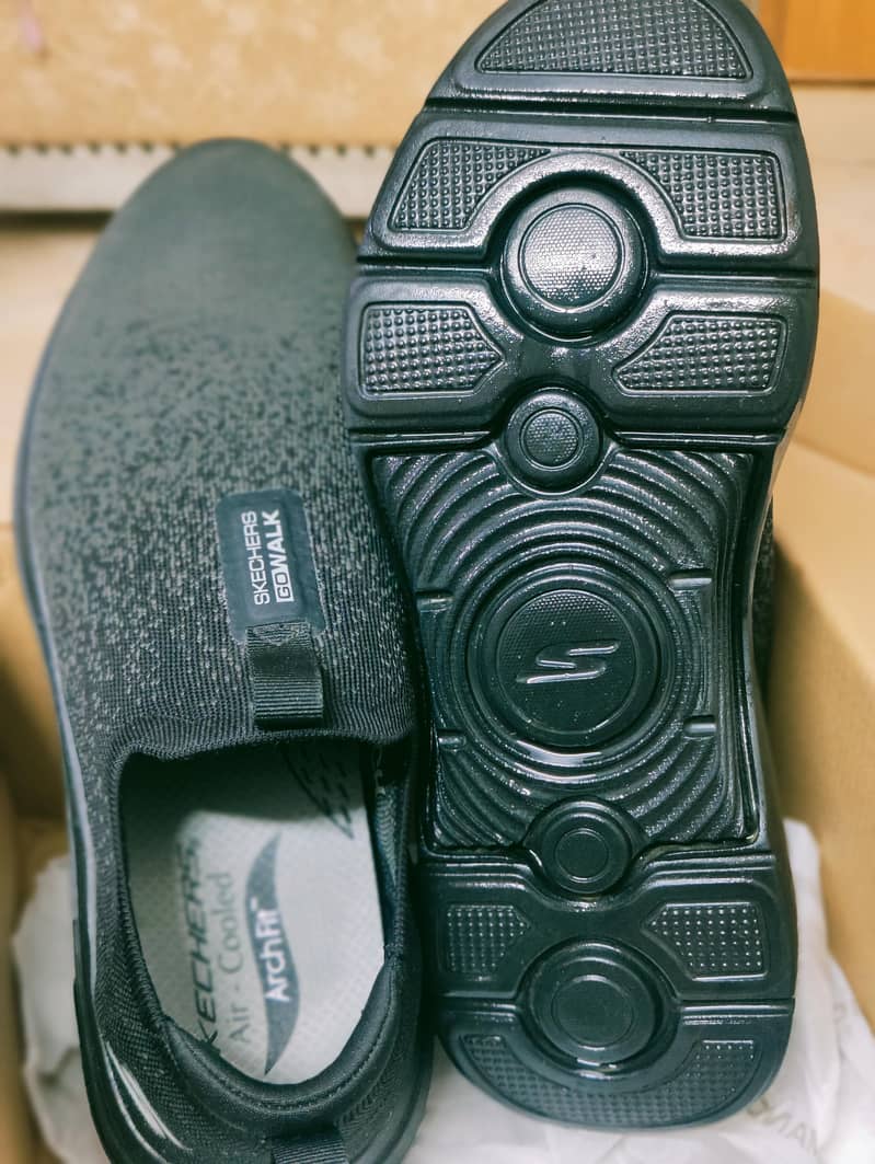 sketchers - Go Walk (Original)

                                                            alt=