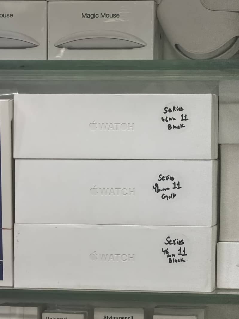 Apple Watch series 11 46mm

                                                            alt=