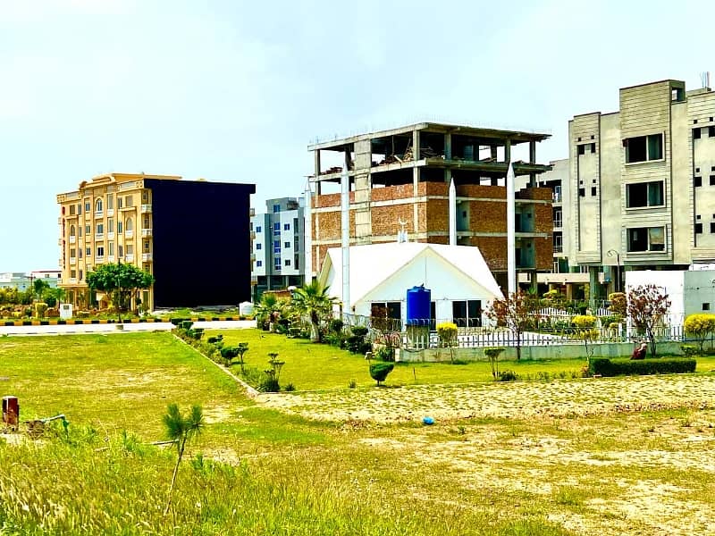 10 MARLA SHORT CORNER PLOT FOR SALE T&TECHS F-17 ISLAMABAD ALL FACILITY AVAILABLE CDA PPROVED SECTOR

                                                            alt=