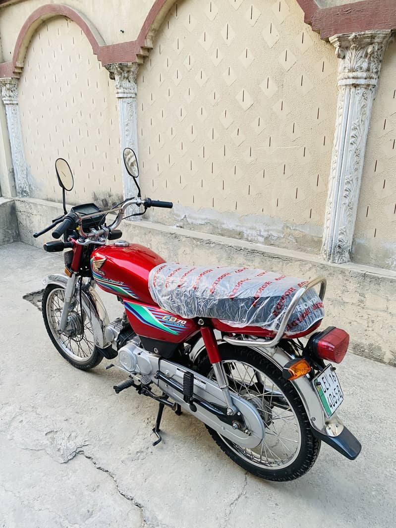 Honda CD 70c 2017 Model 10/10 Condition total original 2018 2019 2020

                                                            alt=