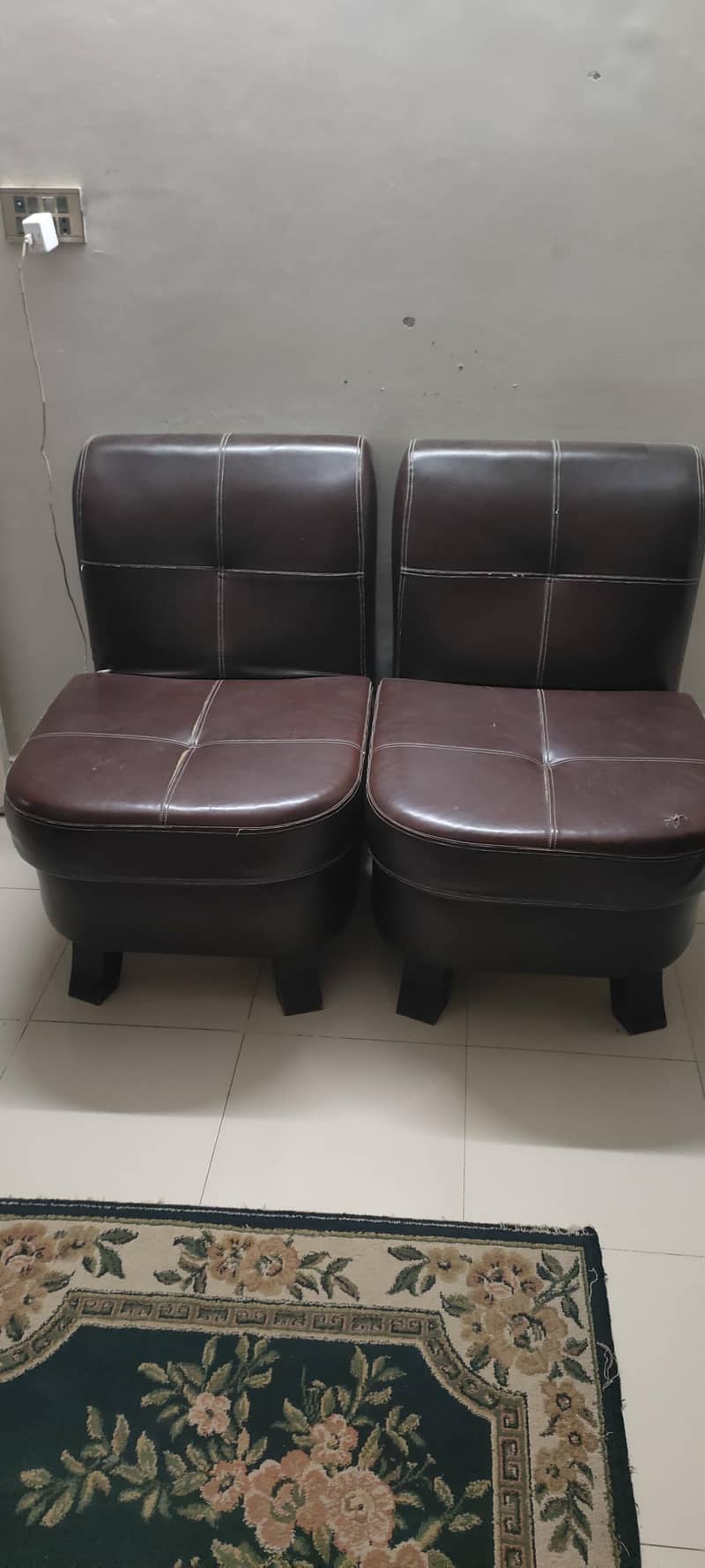 5 siter sofa set

                                                            alt=