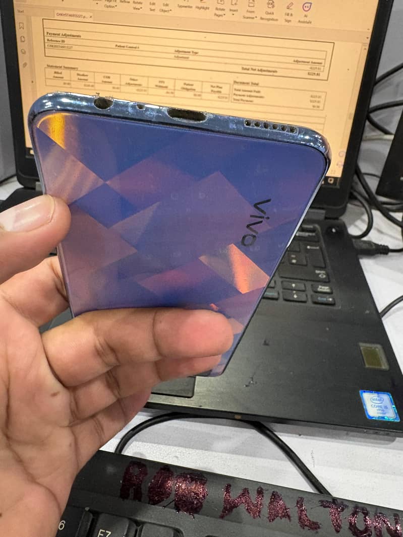 Vivo V21e

                                                            alt=