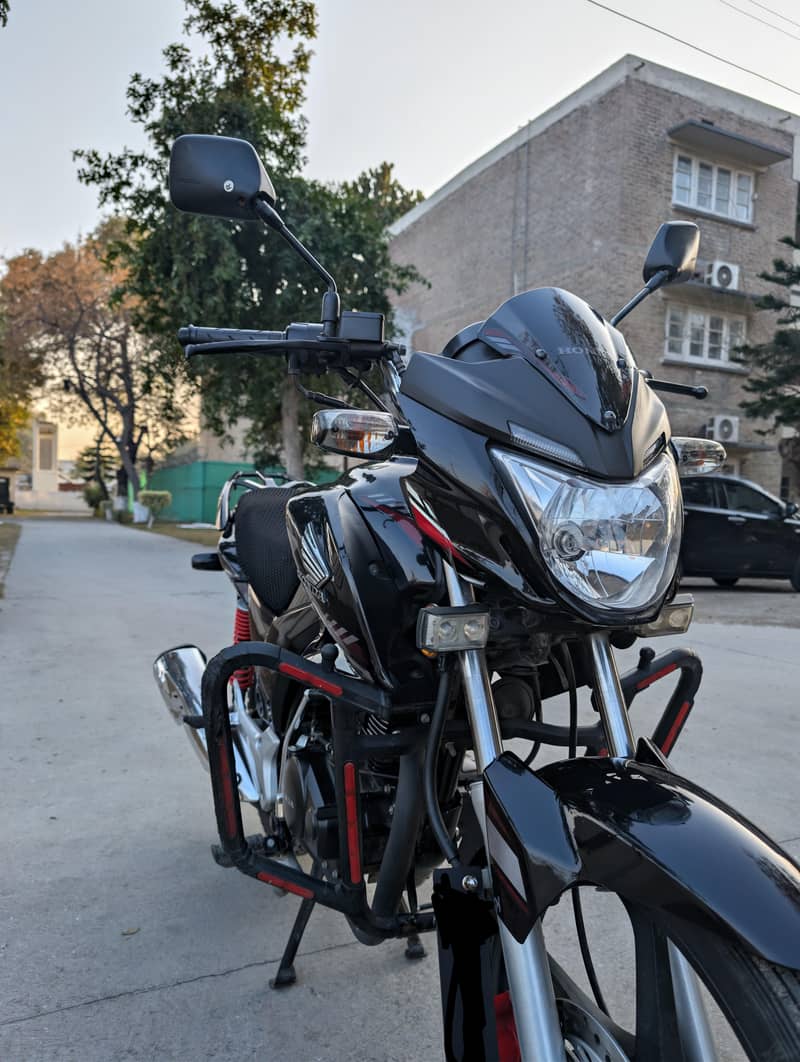 Honda CB 150F  | Model 2024 | Honda In Bike | Total Genuine

                                                            alt=