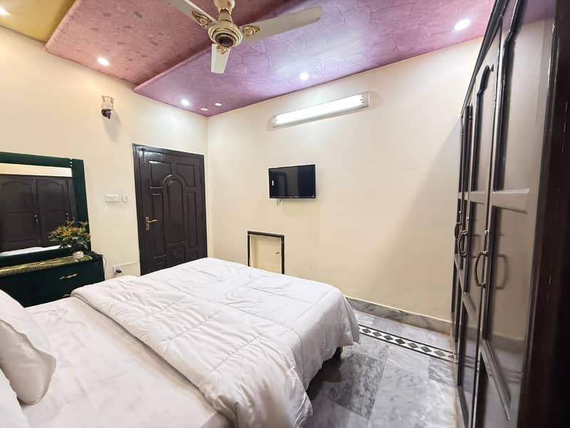 Rooms For short stay DHA

                                                            alt=