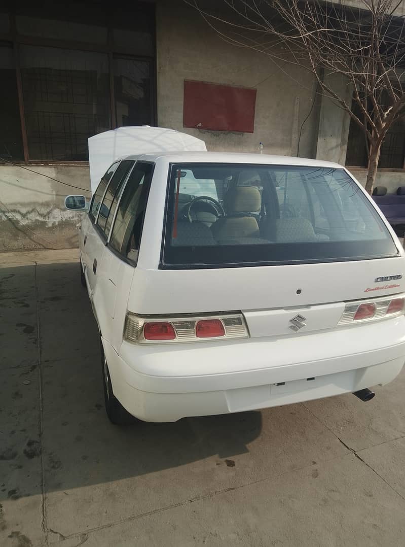 cultus 2017 model.  genuine condition

                                                            alt=