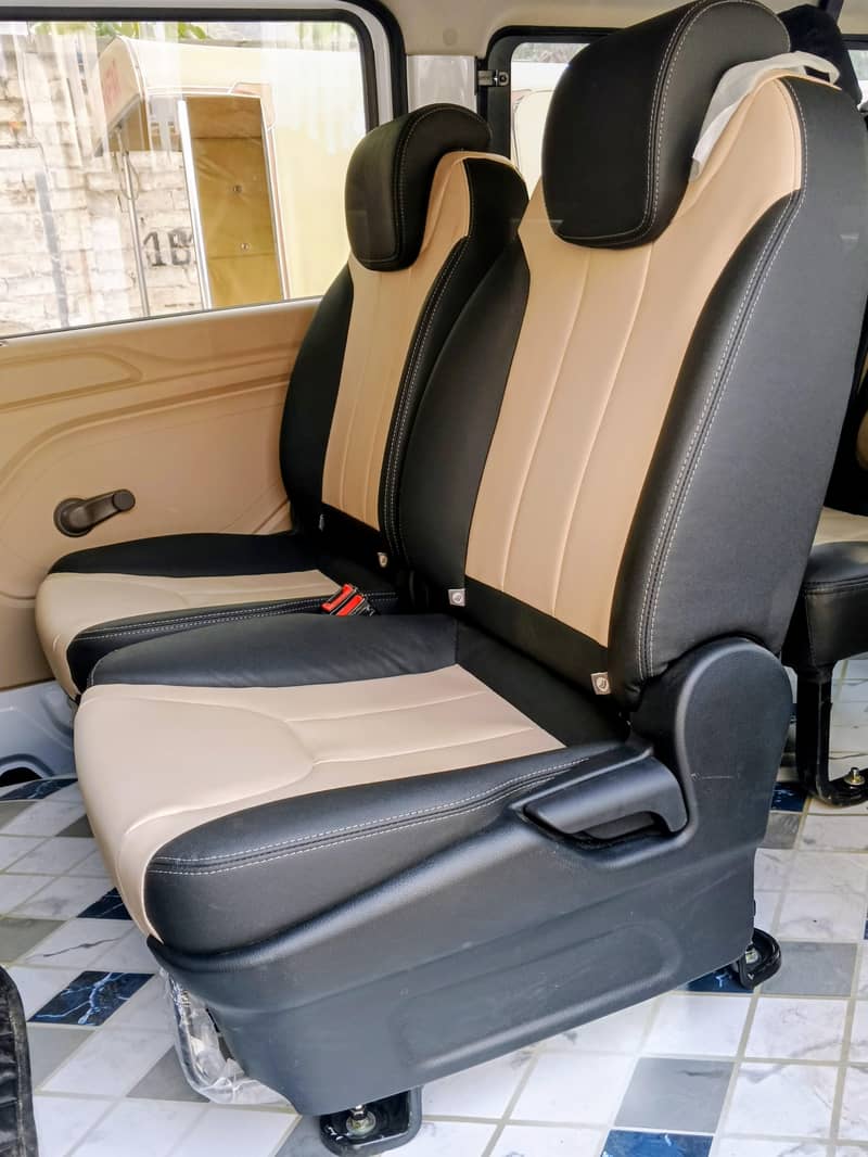 10 Seater Luxury Van Fourland Safari Rent a Car

                                                            alt=