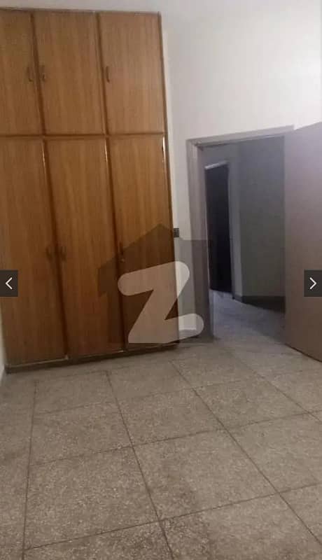 7.5 Marla Beautiful Double Storey House Urgent For Sale Prime Location In Sabzazar B Block Near Leaqt Chowk

                                                            alt=