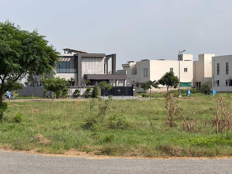 490-D, 5-MARLA RESIDENTIAL PLOT AVAILABLE FOR SALE