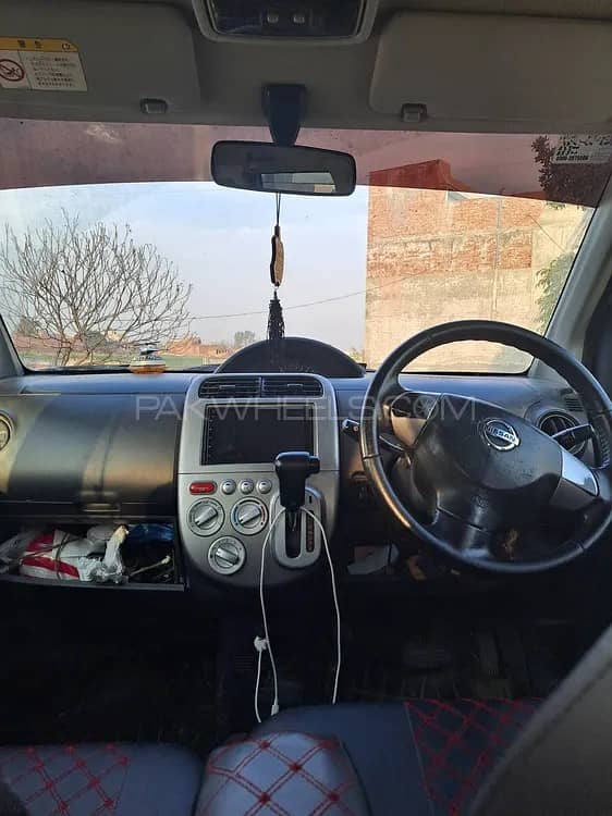 Nissan Otti 2012/2015

                                                            alt=