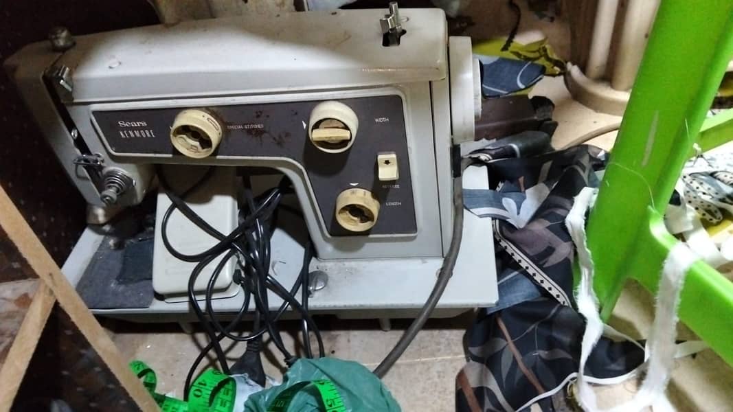 sewing machine – Heavy Duty Classic Model | Excellent Working

                                                            alt=