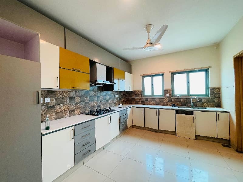 1 kanal 6 bed double unit house for rent dha phase 2 islamabad

                                                            alt=