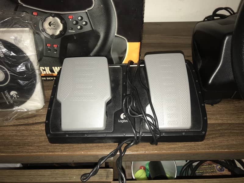 Logitech Gaming steering wheel for sale

                                                            alt=