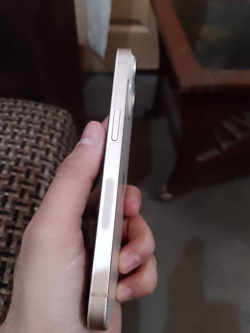 iphone 14 Jv LLA

                                                            alt=