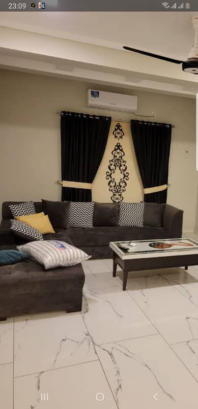 Par Day and short Time One and Two BeD Room appaertment Available for rent Bahria Town Phase 4 and 6 Empire Heights 2 family apartment any time available

                                                            alt=