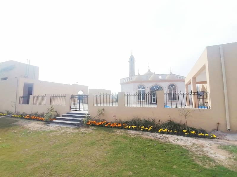 5 Marla Plot for Sale on easy Installments

                                                            alt=