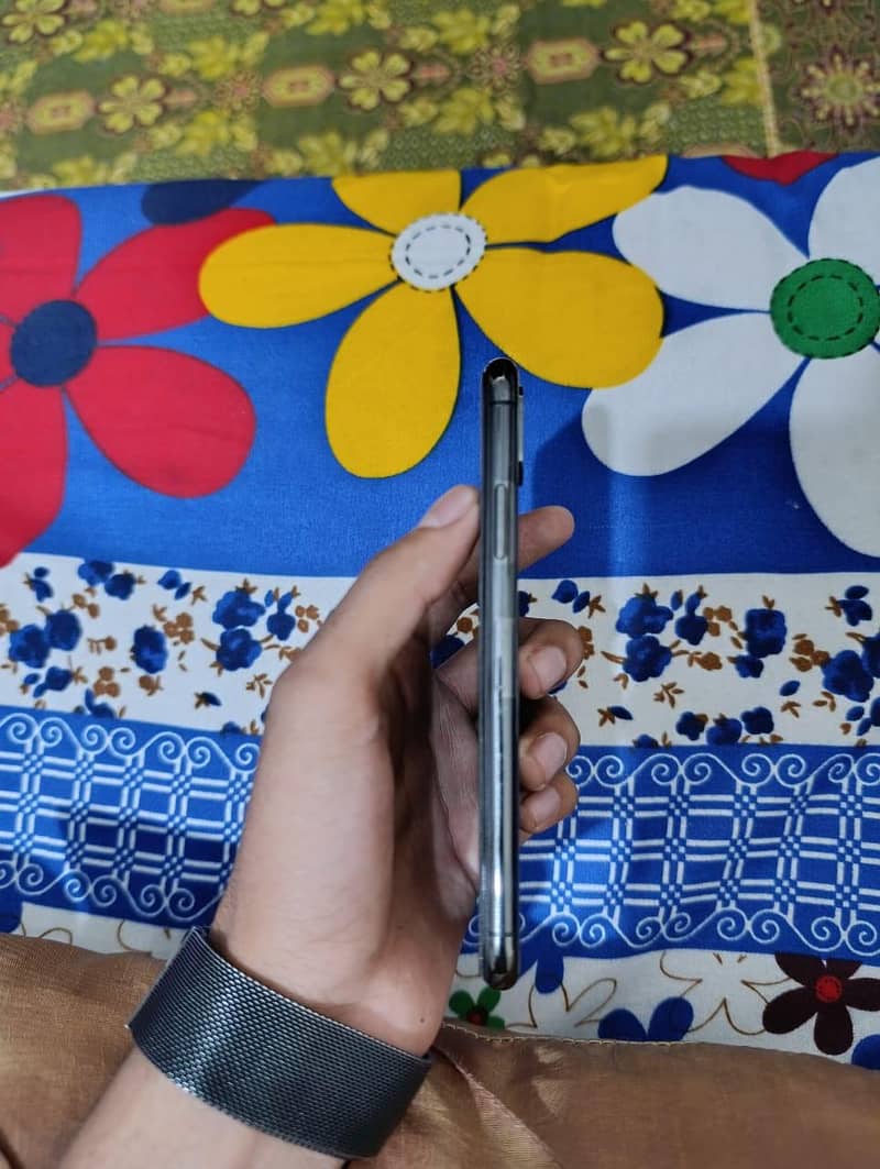 Iphone x non pta whatsapp number 03238850027

                                                            alt=