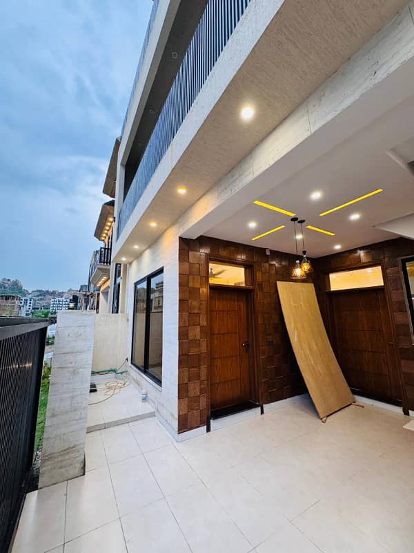 5 Marla Brand New Double Unit House Available For Sale in Faisal Margalla City Islamabad.

                                                            alt=