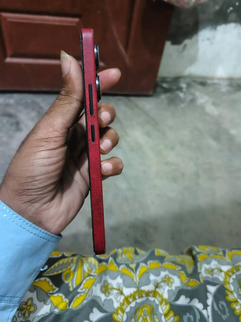 Redmi note 13 8+8/256 gp hy black colour ma hy

                                                            alt=