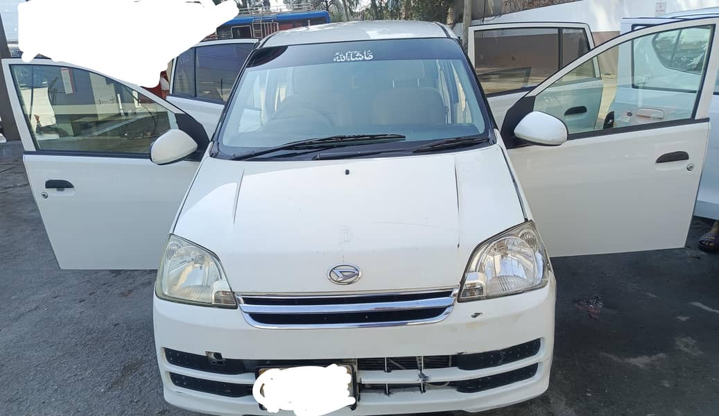 4 Door Neat and clean car  0336-4430477