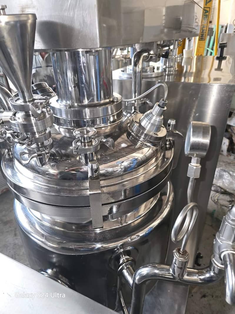 Stainless Precision Mixing Solutions for Pharma, Cosmetics & Textiles

                                                            alt=