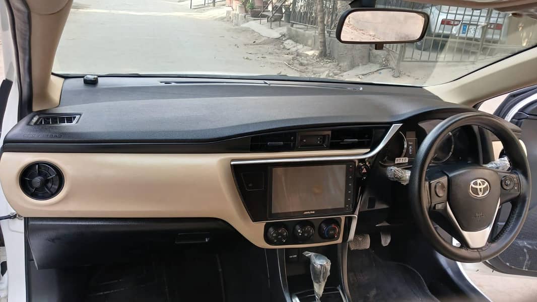 TOYOTA COROLLA ALTIS 1.6 CVT 2021 immobiliser key

                                                            alt=