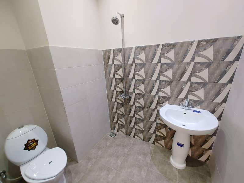 Double Story Brand New Soild House in ETIHAD TOWN ( Canal Villas ) For Sale

                                                            alt=