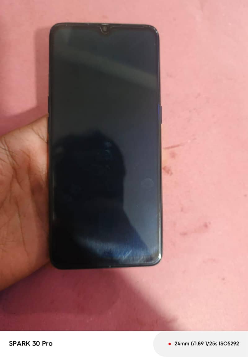 oppo F15 8/256 10/10

                                                            alt=