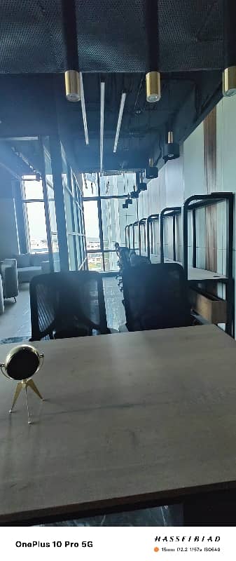 Affordable Office Of 1350 Square Feet Is Available For Rent

                                                            alt=