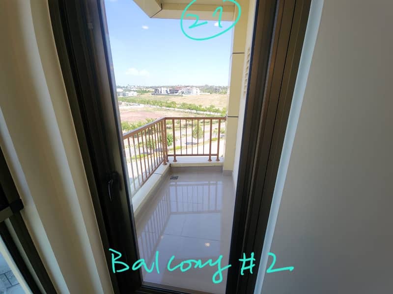 3 Bed Semi Furnished || with Servent Room || Lake Facing || Top Notch Appartment

                                                            alt=