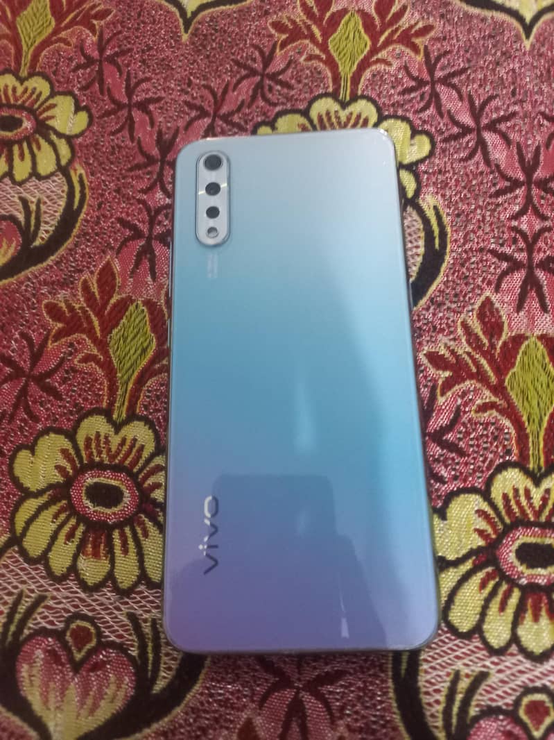 very neat and clean condition

                                                            alt=