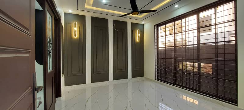 House For Sale At Diamond City Sialkot

                                                            alt=