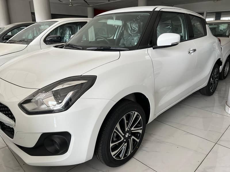 Suzuki Swift GLX  2026 vvt full option

                                                            alt=