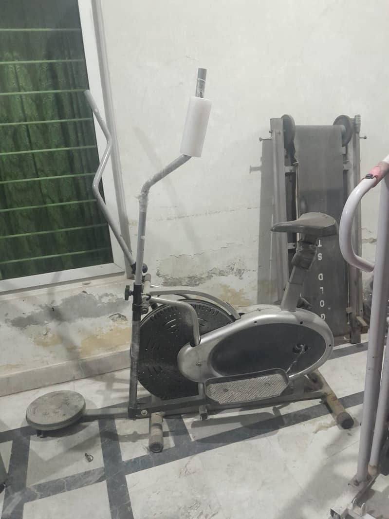 Elliptical cycle exercise machine treadmill runner gym air bike

                                                            alt=