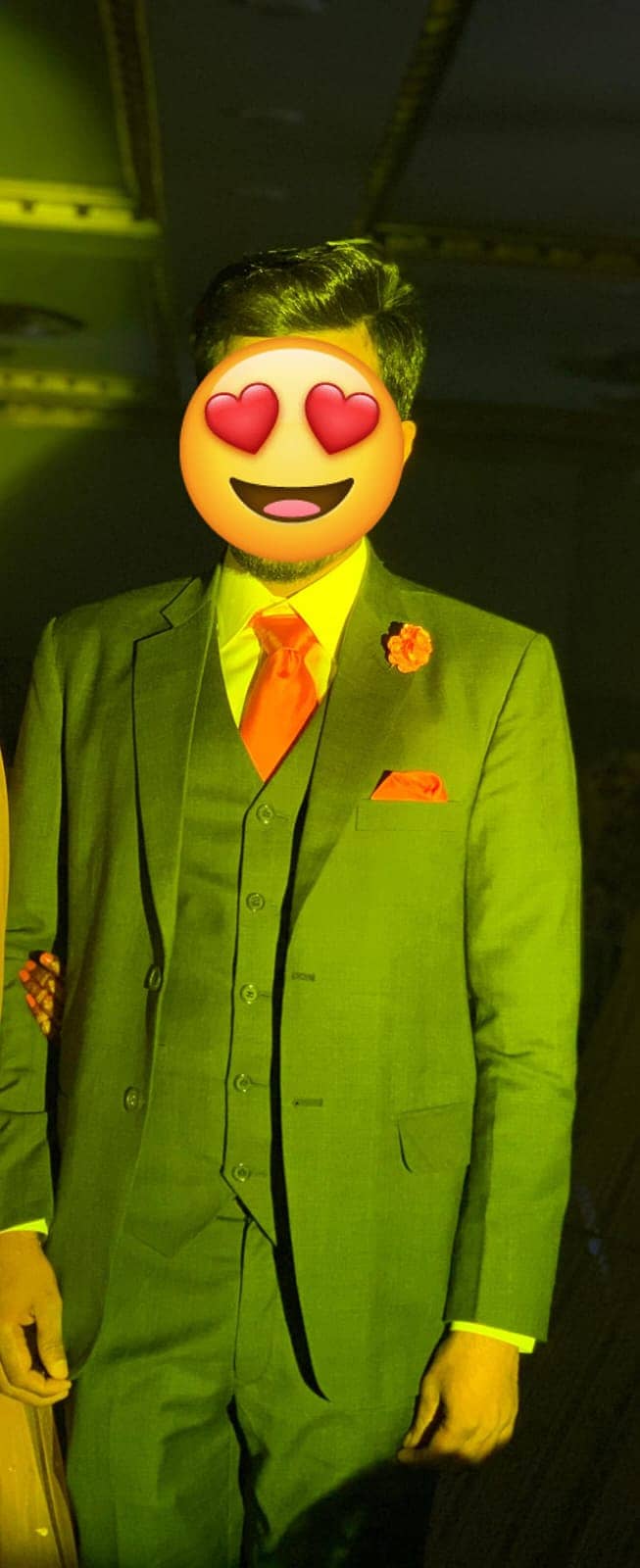 ghroom dress / walima dress / pent coat / men's suit for sale

                                                            alt=