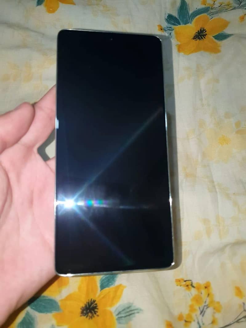 MOTOROLA G STYLUS 2024 5G (8+2/128 GB) SCRATCHLESS PEICE

                                                            alt=