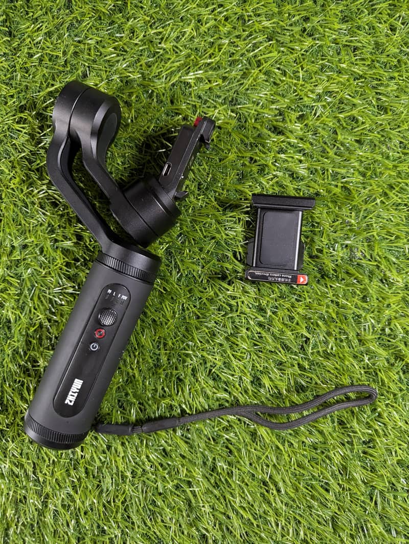 Zhiyun Smooth Q2

                                                            alt=