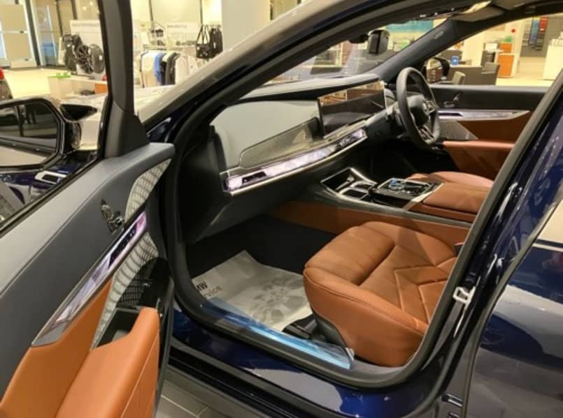BMW i7 M70 Pro - 2025

                                                            alt=