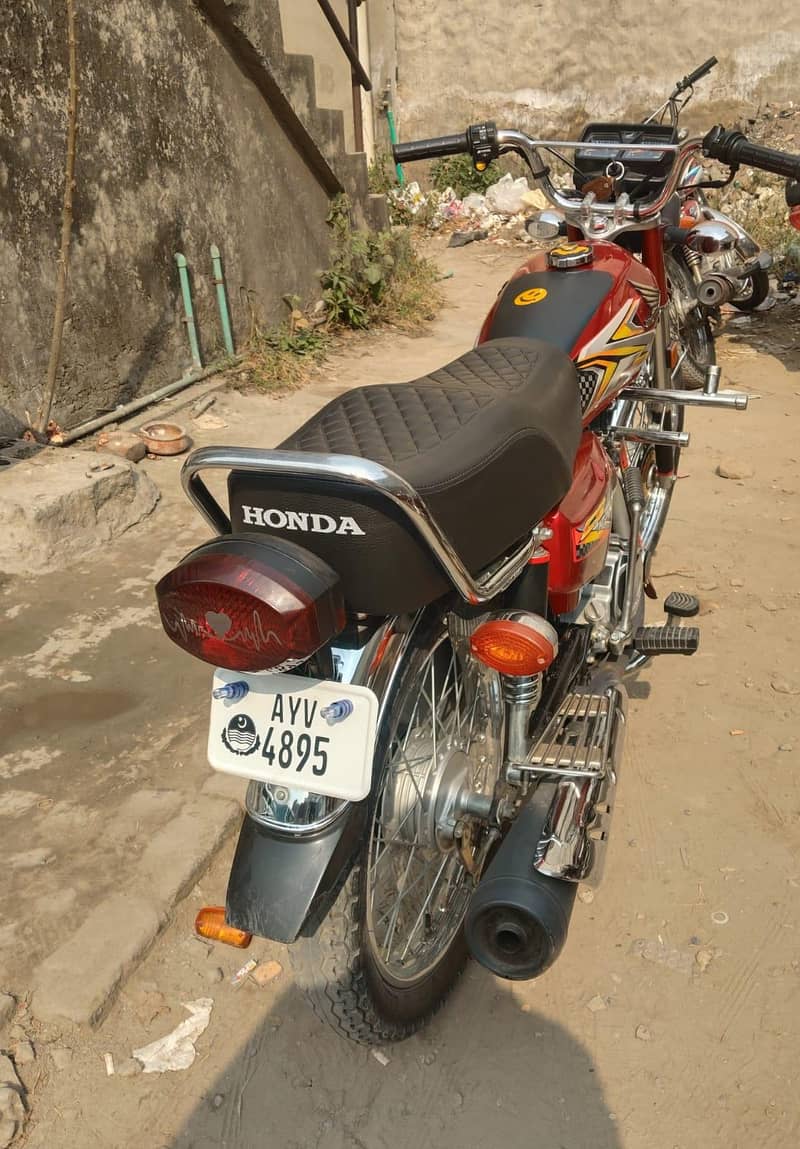 honda 125

                                                            alt=