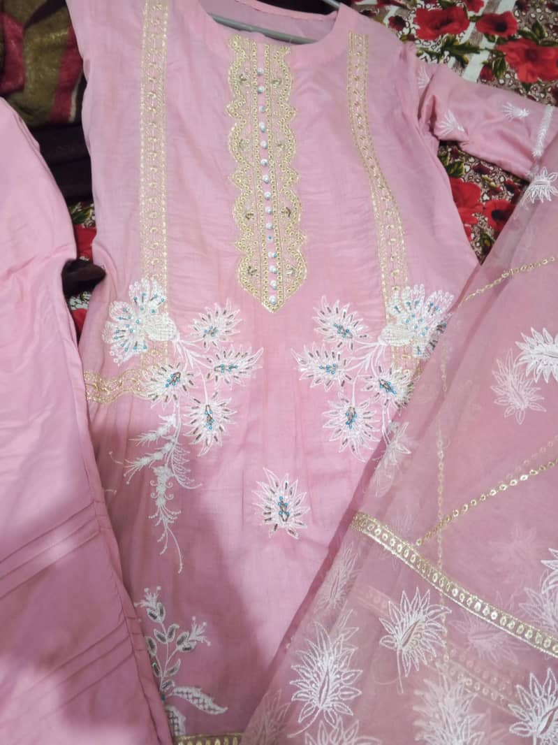 fully Embroidery lawn dress 

                                                            alt=