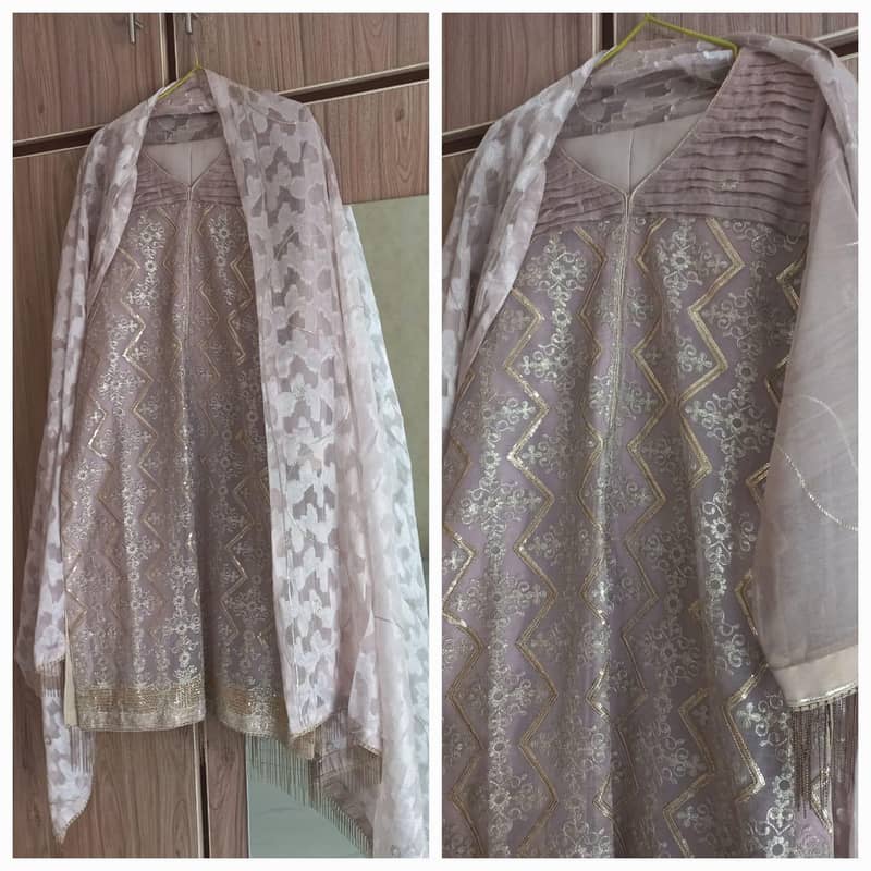 formal dress

                                                            alt=