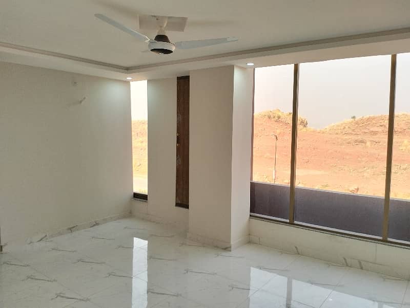 2 Bed Apartment Available For Sale Bahria Enclave

                                                            alt=