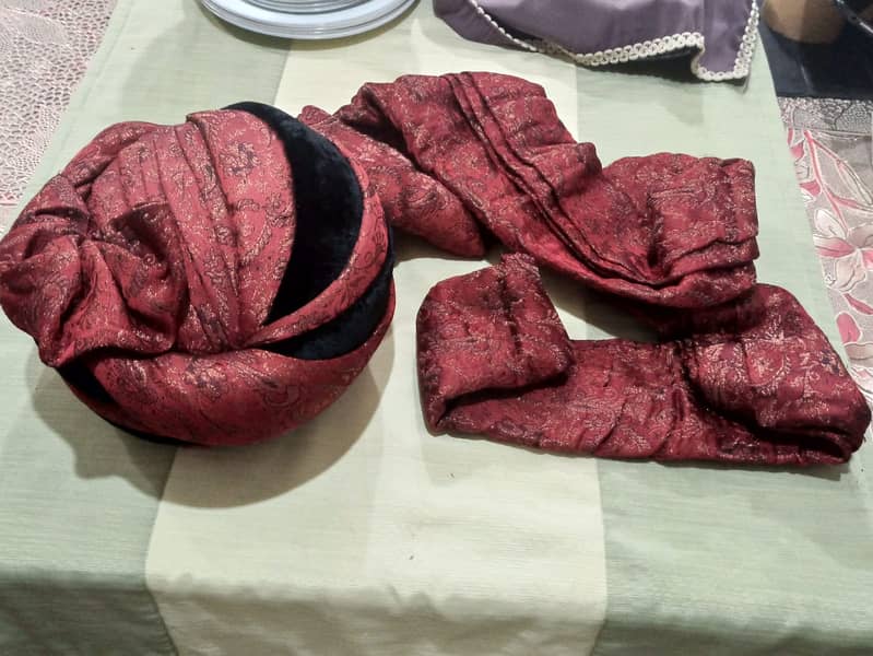 Groom Kulaa + Shoes ( together )

                                                            alt=