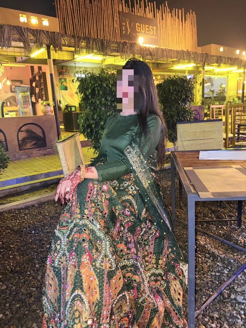 Mirror work lehanga choli

                                                            alt=